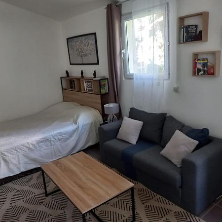 Maisonnette Au Calme Gennevilliers Exteriér fotografie