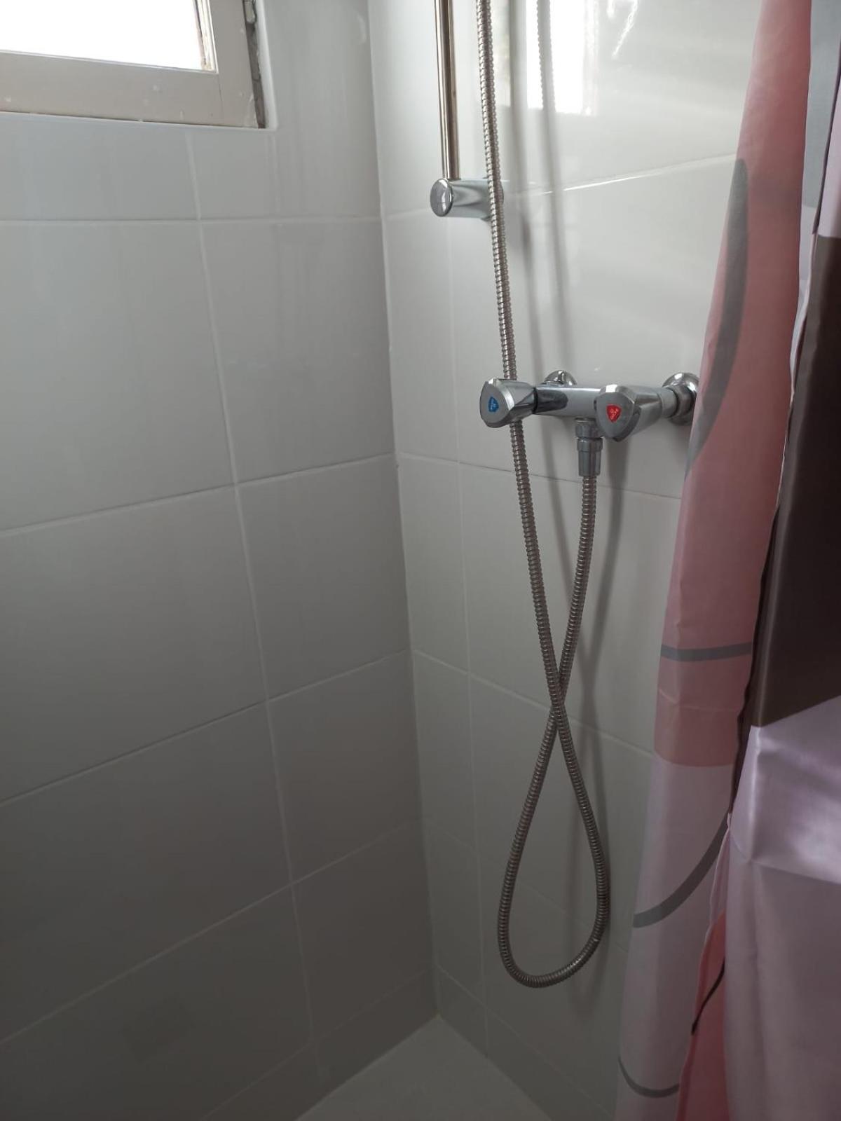 Maisonnette Au Calme Gennevilliers Exteriér fotografie