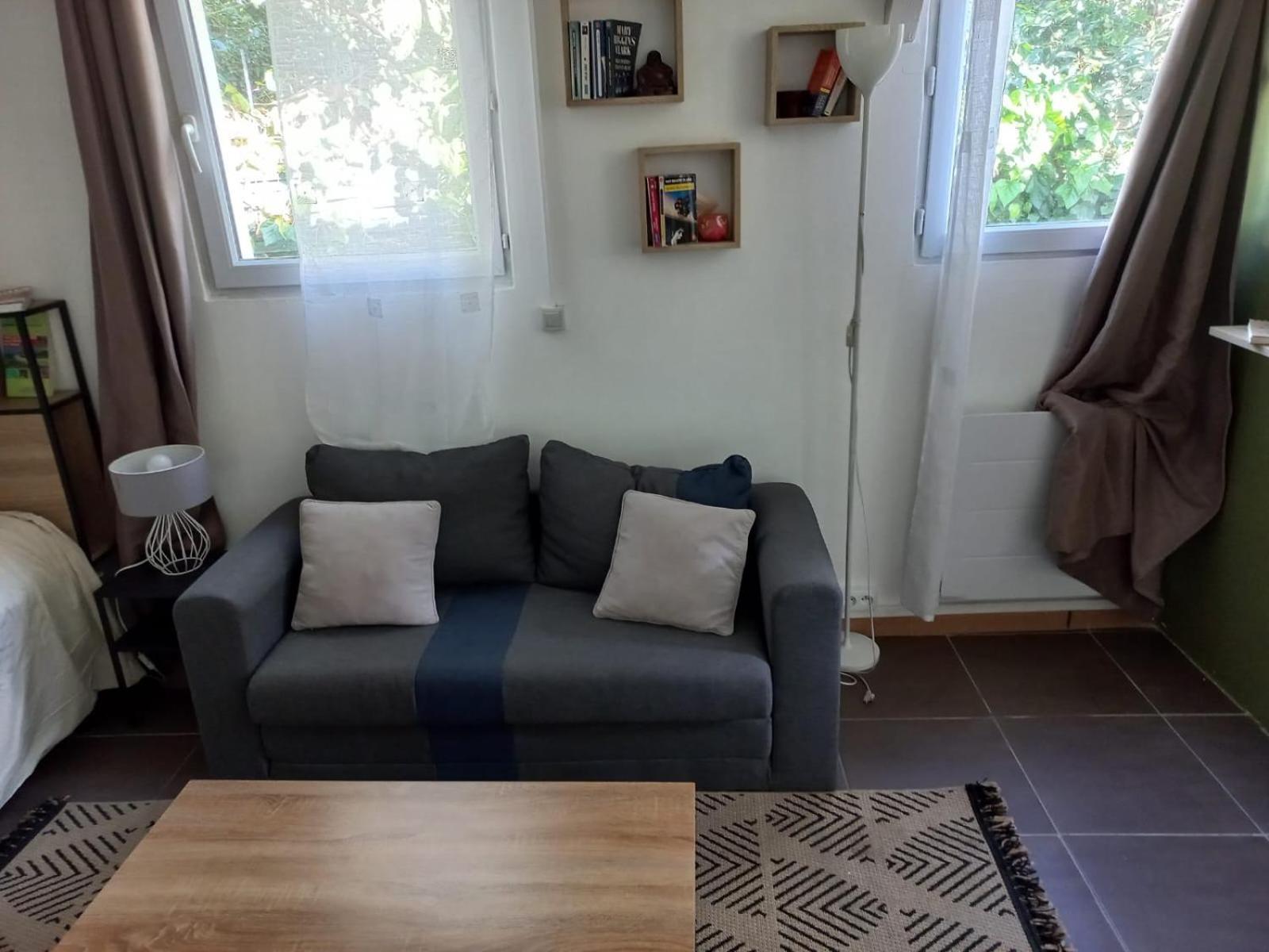 Maisonnette Au Calme Gennevilliers Exteriér fotografie