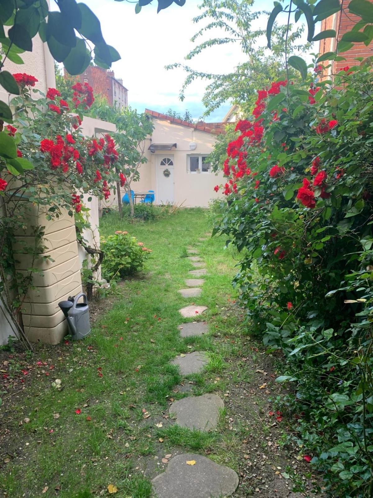 Maisonnette Au Calme Gennevilliers Exteriér fotografie